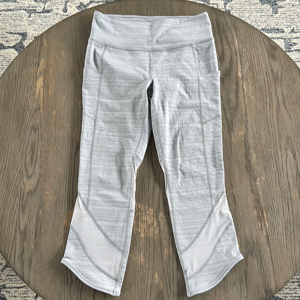 Size M Athleta Leggings